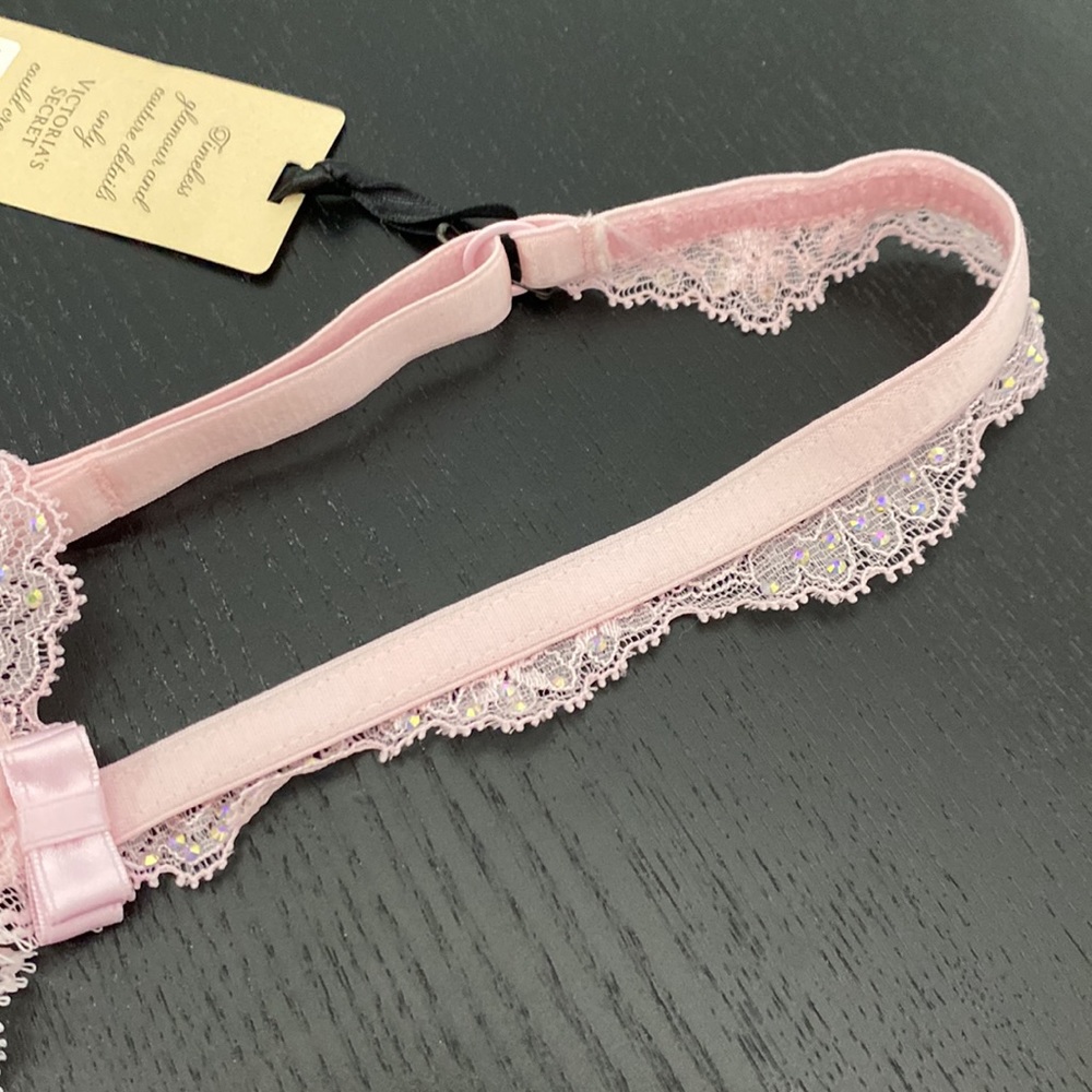 Victoria Secret Designer Collection Bra - 34B - Picture 7 of 10